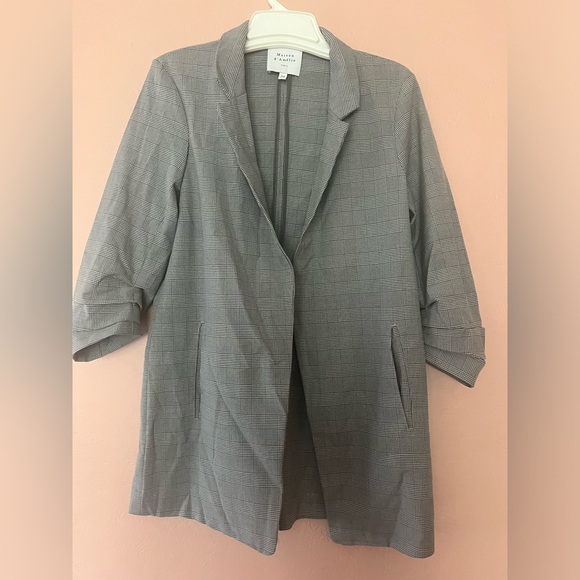 Maison D’ Amelie Blazer - Picture 1 of 16